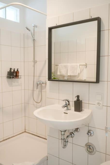Stadtoase Wohnung Nahe Hauptbahnhof Koblenz  Luaran gambar
